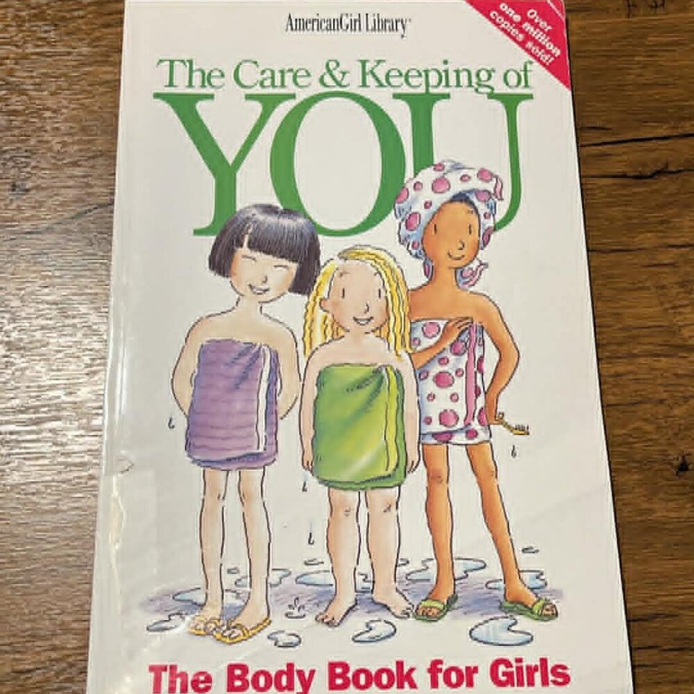AMERICANGIRL LIBRARY The Care & Keeping of YOU - VINTAGE 1998